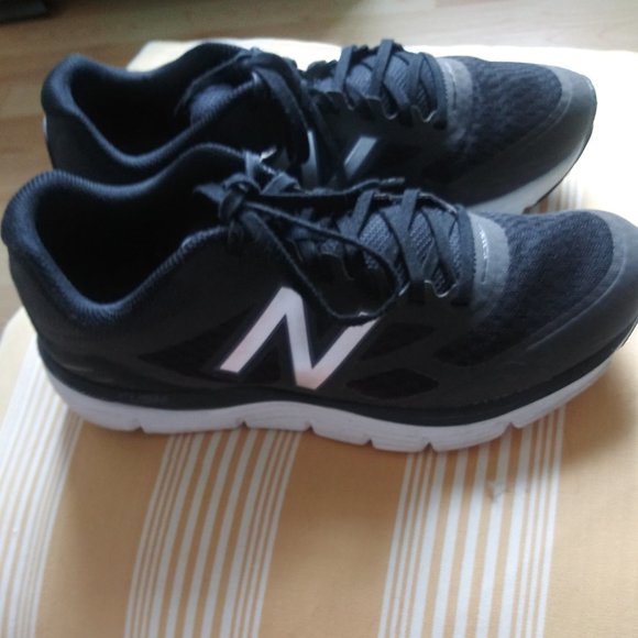 new balance womens size 9